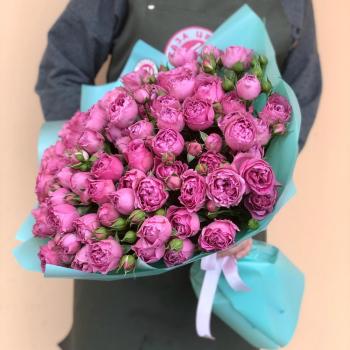 Букет из кустовых розовых роз код товара: 39627chb